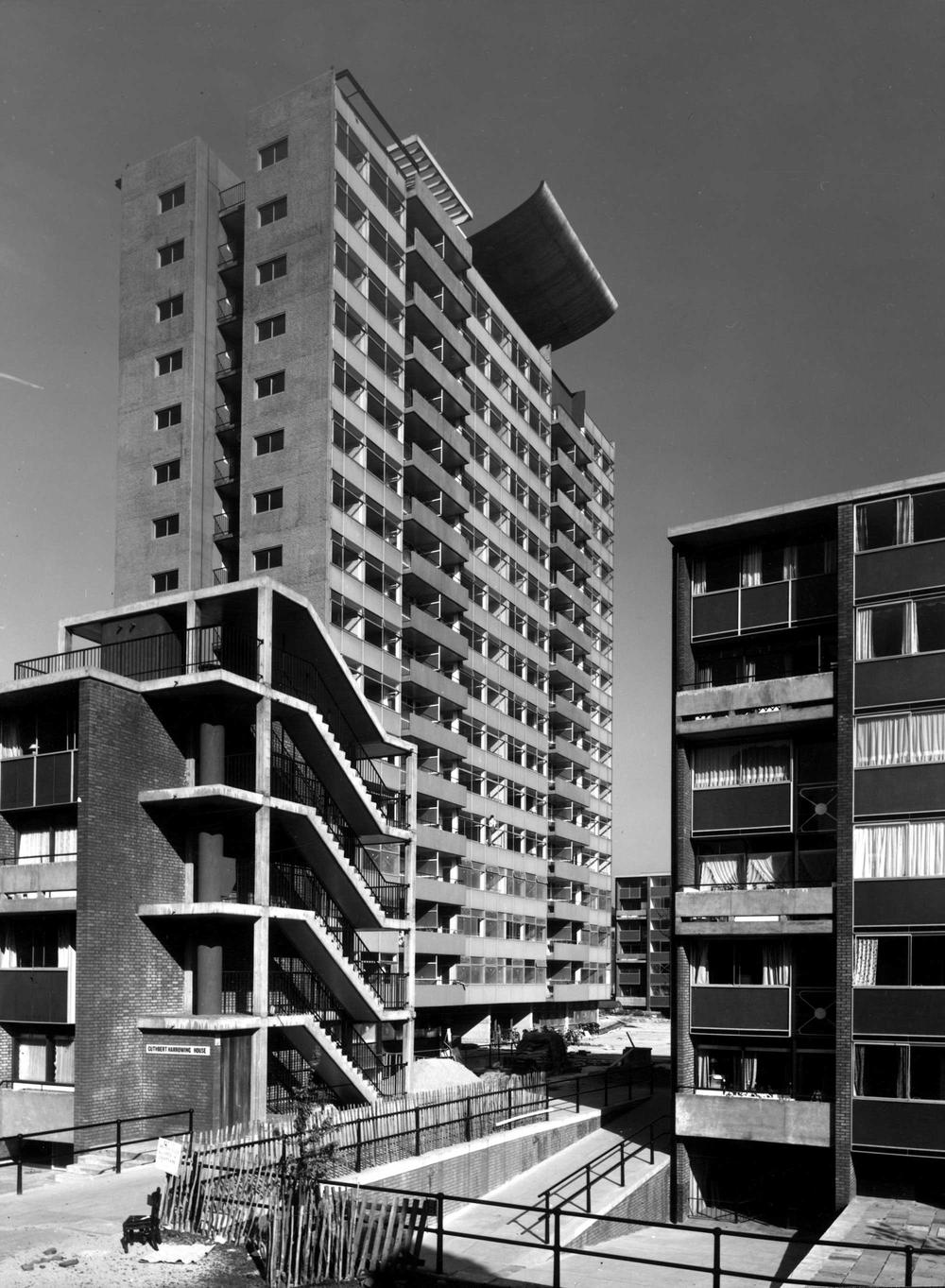 Golden Lane Estate, Great Arthur House (1960), AJ Buildings Library